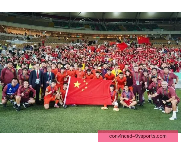 国足鏖战亚洲强敌展现拼搏精神赢得全场掌声再创晋级新希望篇章启 国足鏖战亚洲强敌展现拼搏精神赢得全场掌声再创晋级新希望篇章启