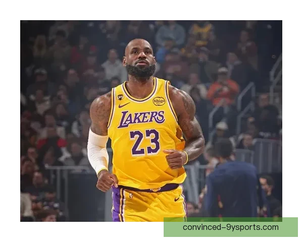 詹姆斯关键绝杀湖人逆转勇士重燃西部争冠希望季后赛形势骤然生变