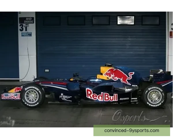 F1赛季激战正酣 红牛车队再度称霸 本赛季赛道挑战与车手表现全解析