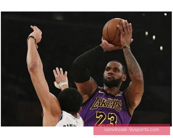 湖人迎关键连胜之战詹姆斯状态火热力助球队冲刺季后赛